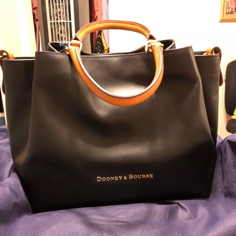Dooney & Bourke